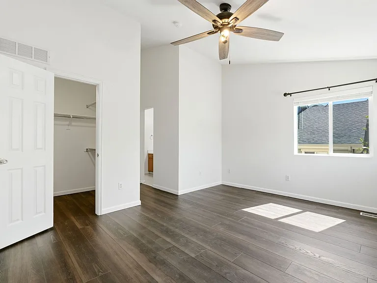 5155 Golden Eagle Pkwy — Photo 14