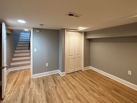 4th image of 2120 E Fayette St #1