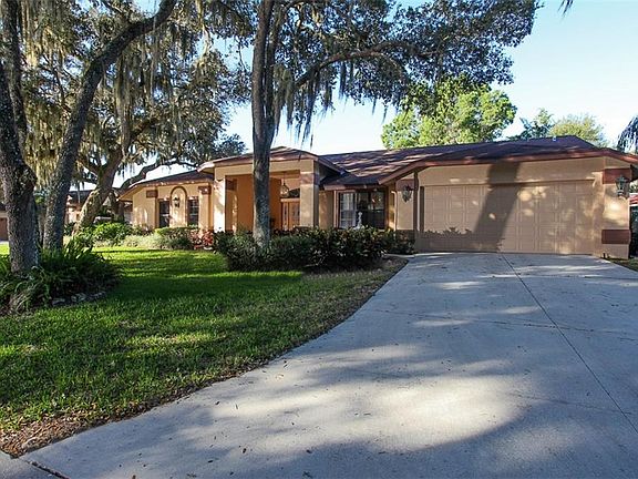 2nd image of 4610 Trails Dr