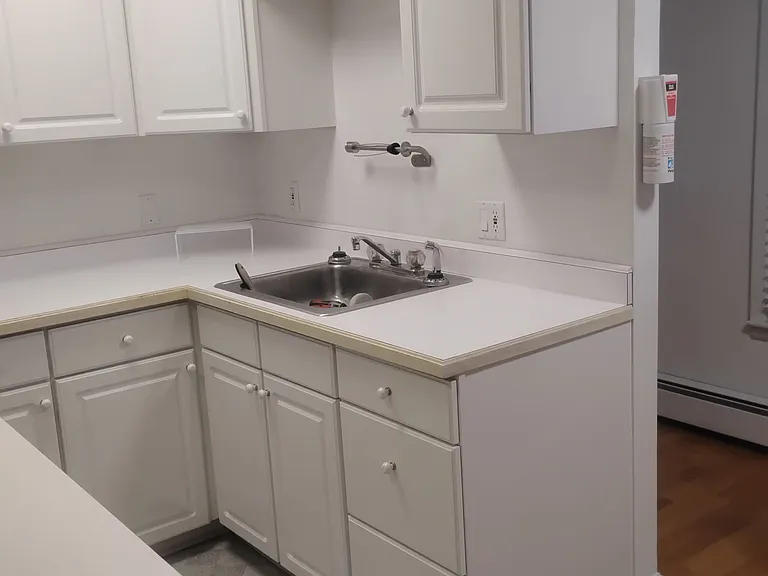 92 Edwards St #3 — Photo 11