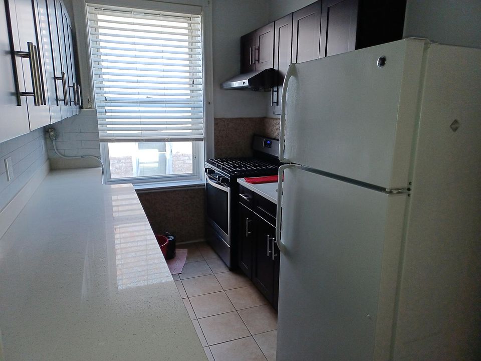 1st image of 4221 Bedford Ave #2
