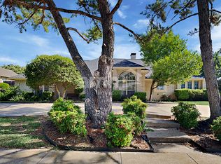 1419 Mosslake Dr, Desoto, TX 75115