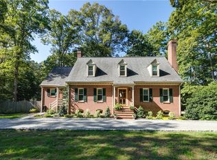 27 Dahlgren Rd, Henrico, VA 23238