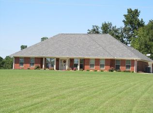 148 Country Club Rd, Nashville, AR 71852
