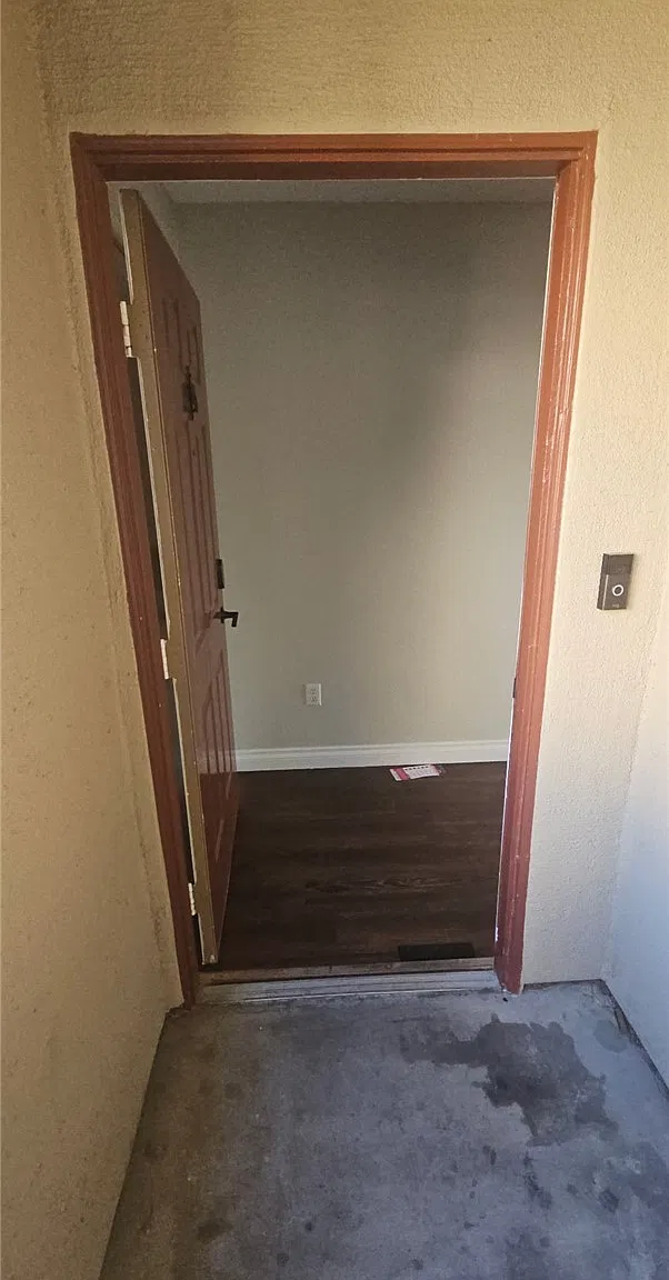 2 bed, 2.0 bath, 1008 sqft, $1,445 — Photo 4
