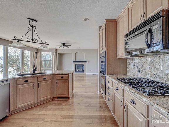 5th image of 2850 Albazano Dr