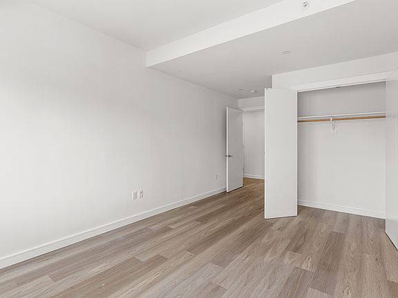 5th image of 1998 2nd Ave #6E