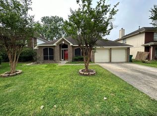 1305 S Heron Dr, Seabrook, TX 77586