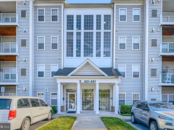 443 Hopkins Landing Dr Unit 443, Essex, MD 21221