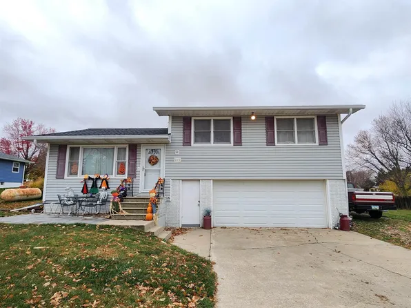 103 3rd Ave, Haverhill, IA 50120