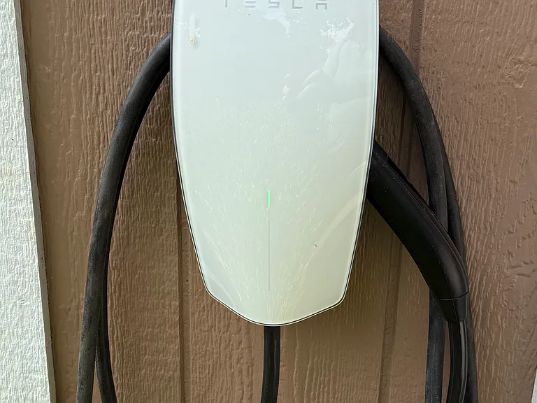 Tesla NACS wall charger, 60 amps.