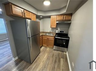 8223 S Exchange Ave, Chicago, IL 60617