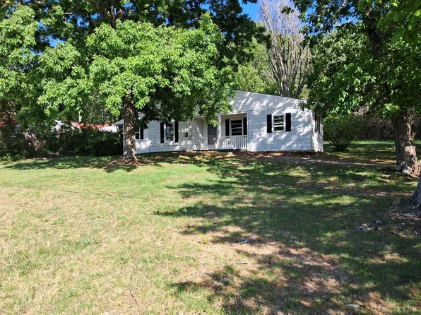 6019 Wards Rd, Evington, VA 24550