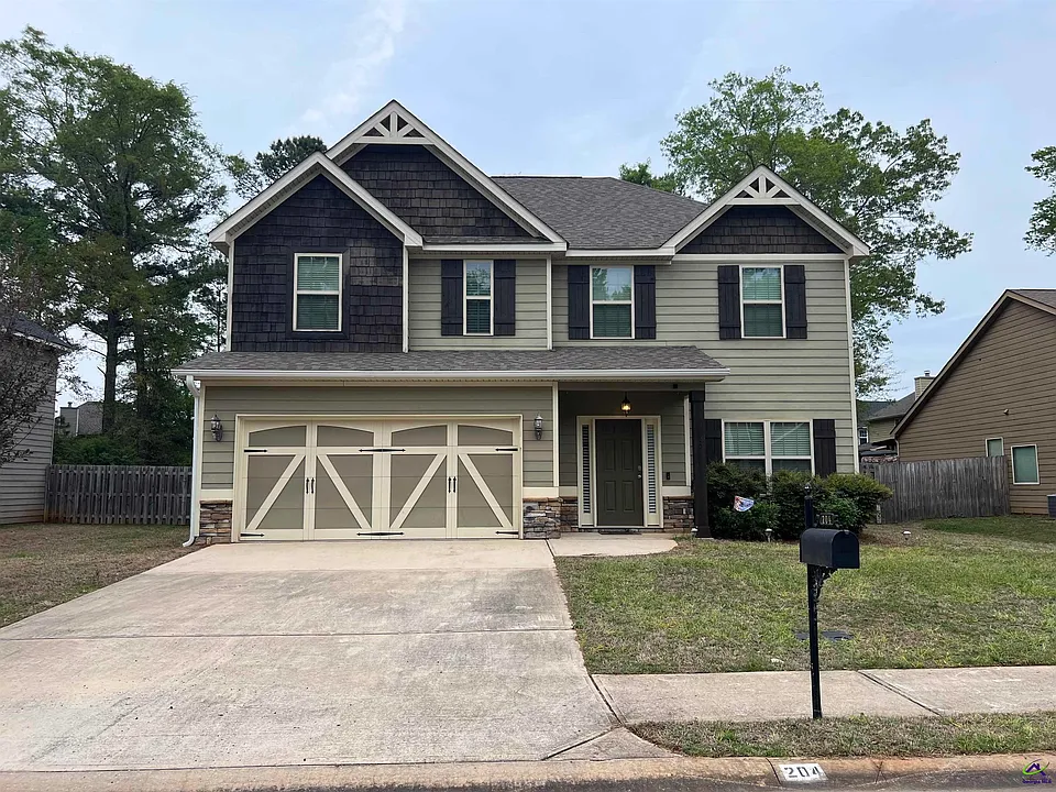 204 Dog Fennel Ln