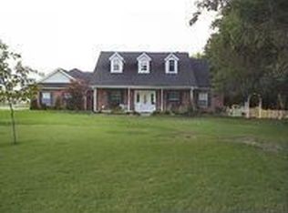 950 W Bear Creek Rd, Glenn Heights, TX 75154