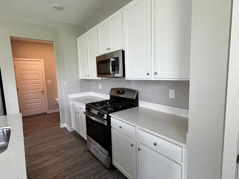 17158 Seaboard Pl — Photo 8