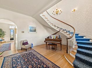 385 Sherwood Ave #1, Staunton, VA 24401