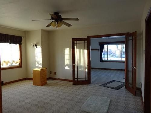4th image of 1533 Carney Blvd