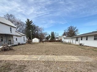 820 N 12th St, Vincennes, IN 47591