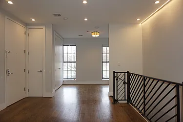 Rented by Rennit Inc.