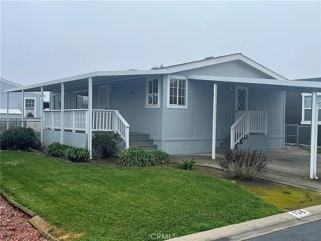3120 Live Oak Blvd photo 1