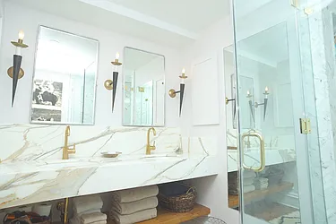 Rented by Alexander Bilu, LREB