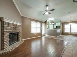 317 Highmeadow Rd, Aubrey, TX 76227