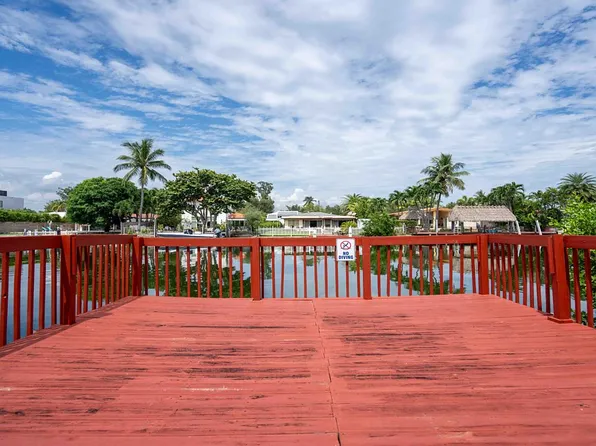 1935 Calais Dr APT 204, Miami Beach, FL 33141