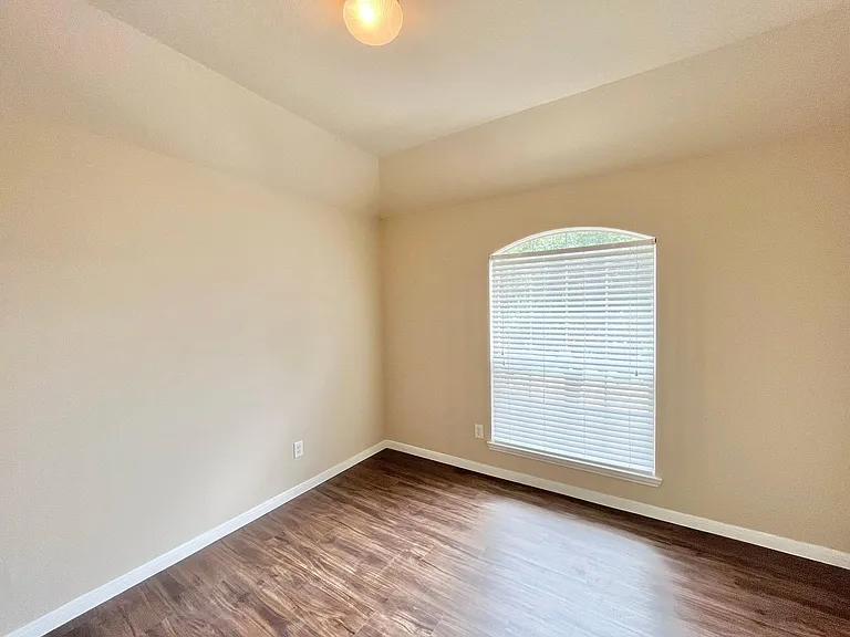 411 Glenwood Ridge Dr — Photo 21