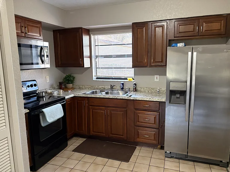 9218 N Brooks St #A — Photo 1