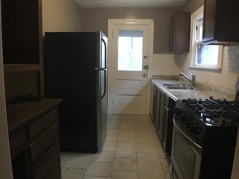 1st image of 5423 Stewart Ave