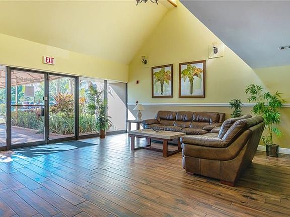 4th image of 220 Lakeview Dr APT 311