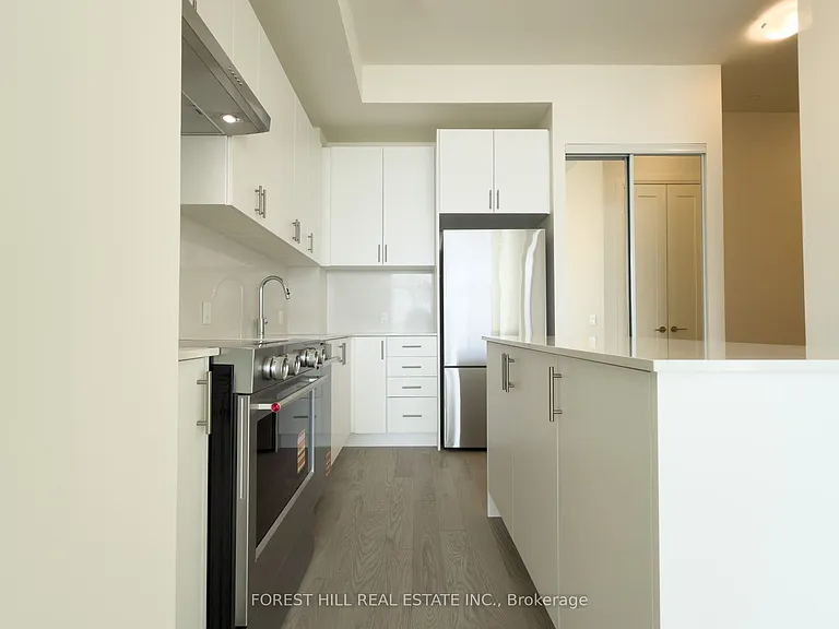 27 Korda Gate #Penthouse 108 — Photo 7