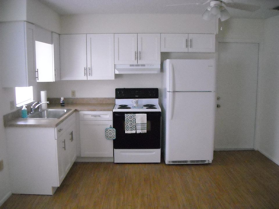 2nd image of 38342 14th Ave
