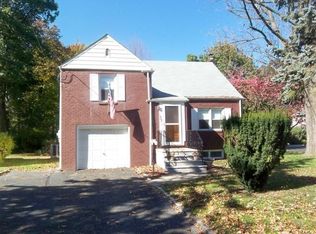 528 Mountain Ave, Springfield, NJ 07081