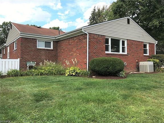 3rd image of 111 Chadwick Ln