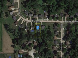 26961 Greenbrooke Dr, Olmsted Falls, OH 44138