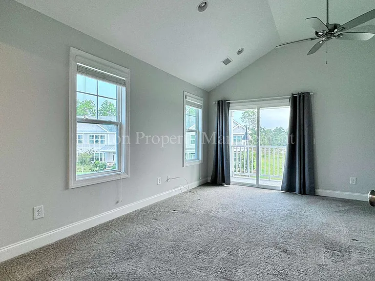 4732 Siddons Dr — Photo 22