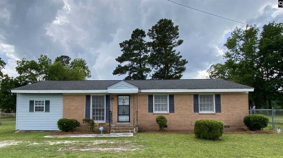 1st image of 343 Brookdale Dr