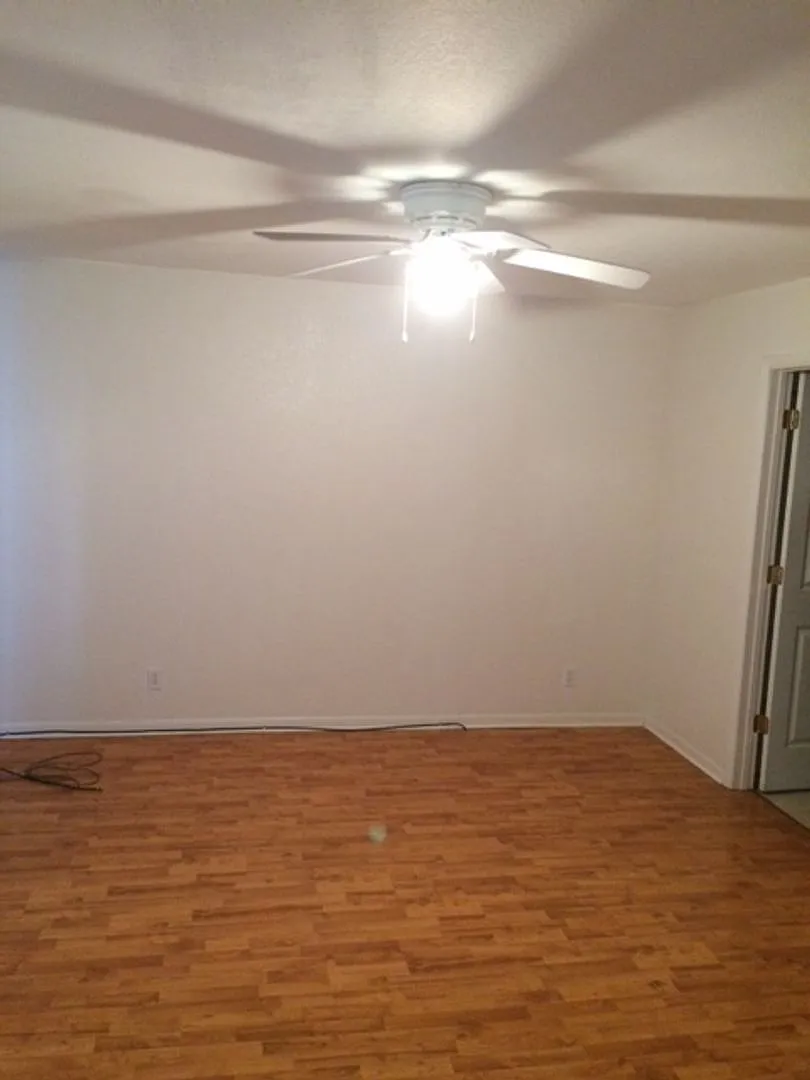 5541-5547 Christopher Ct — Photo 4