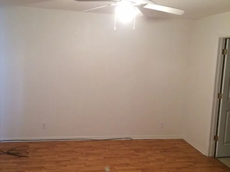 5541-5547 Christopher Ct — Photo 4