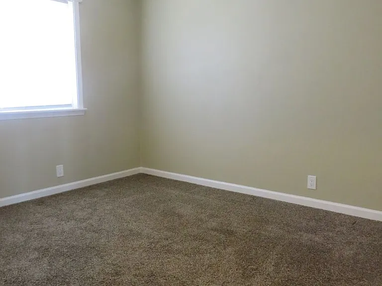 337 N. Merrill Ave — Photo 19