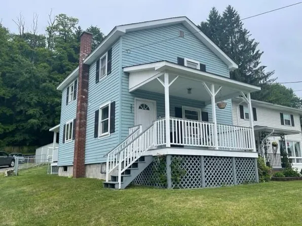 593 1st St, Grampian, PA 16838