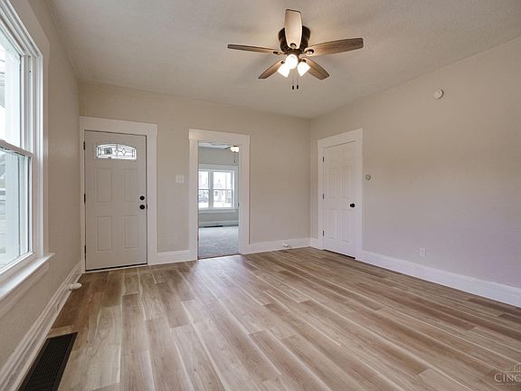 3rd image of 723 Central Ave