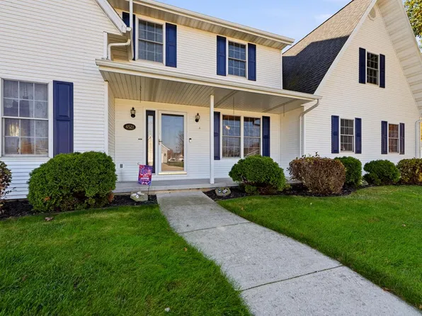 4521 Country LANE, Manitowoc, WI 54220