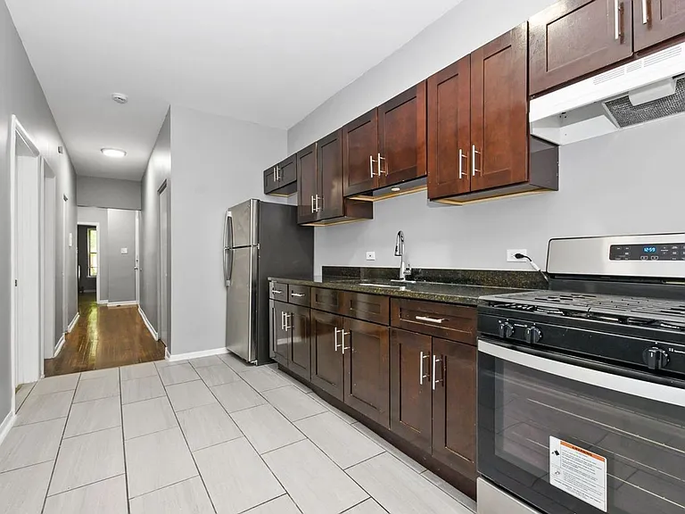 4352-58 S Indiana Ave #118-124 — Photo 7