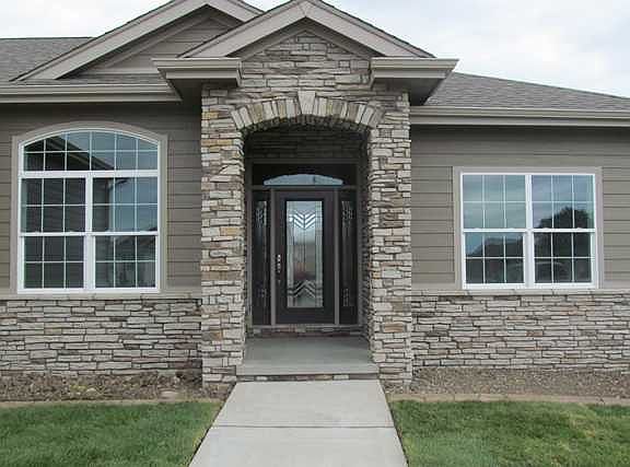 2nd image of 2249 Hearthstone Cir
