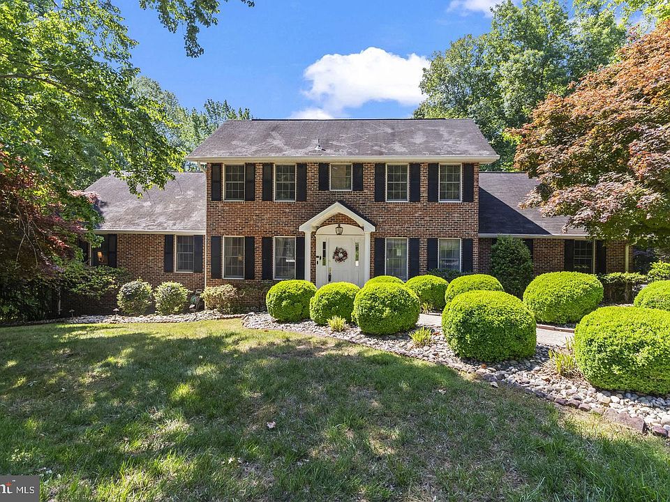 1st image of 9013 Hillary Ct
