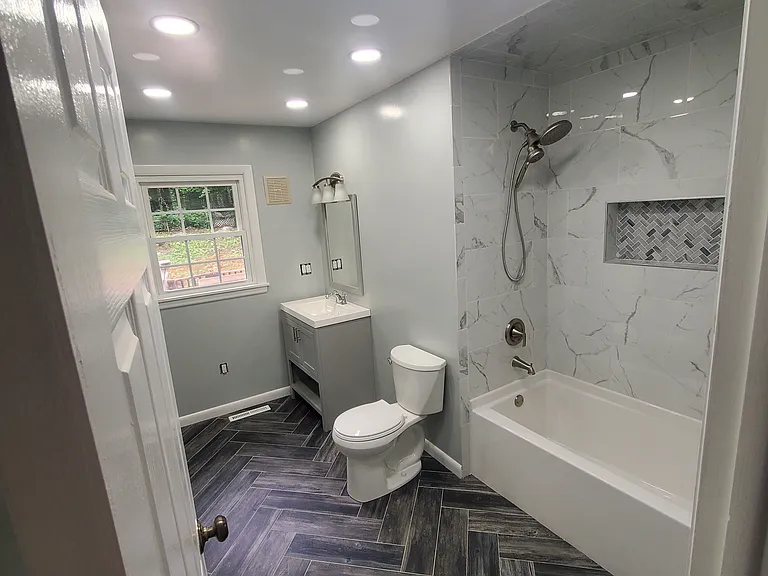 42 Lynn Rd — Photo 7