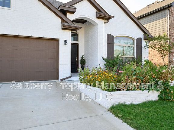 3rd image of 1413 Millerbird Way